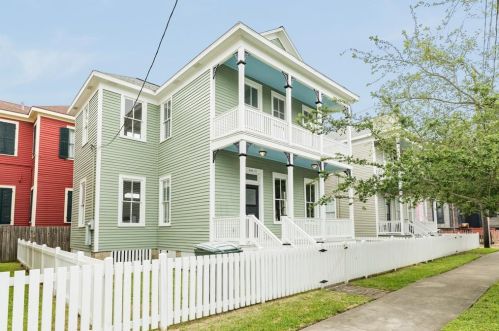 406 17 St, Galveston TX 77550-4968 exterior