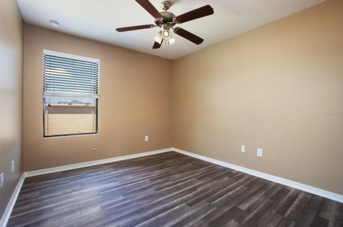 2220 Windsor Lake Cir, Sanford FL  32773-5726 exterior