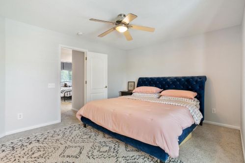 242 Meandering Ln, Turlock CA  95382-7354 exterior