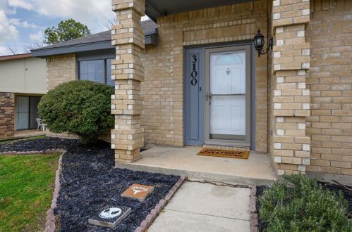 3100 Canterbury Ln, Lewisville, TX 75028-1518