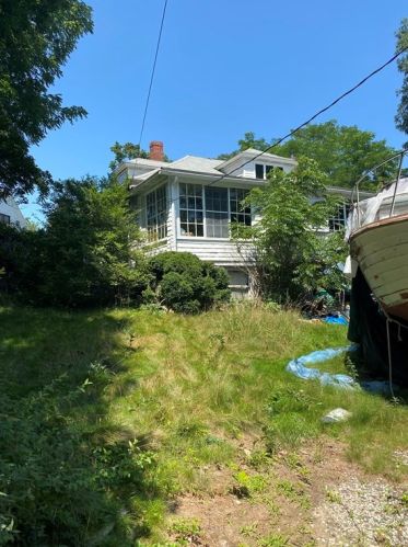 12 Lamberts Ln, Cohasset, MA 02025-1214
