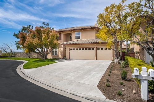 18 Willowglade, Trabuco Canyon, CA 92679-3813
