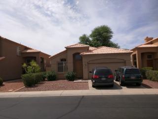 3321 Ross Dr, Chandler, AZ 85226-2369