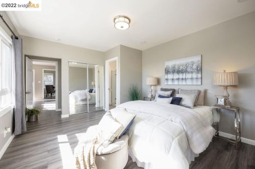 2809 99th Ave, Oakland CA  94605-4814 exterior