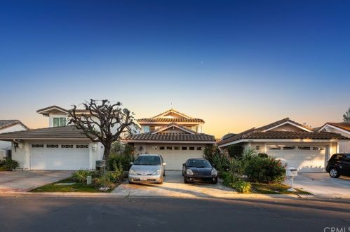 21922 Erie Ln, El Toro, CA 92630-2307