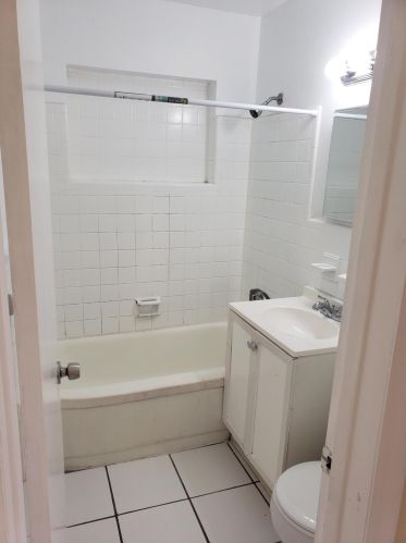 1321 24 St, West Palm Beach FL  33404-4555 exterior