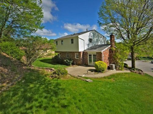 107 Lynn Ct, Trafford, PA 15085-9746