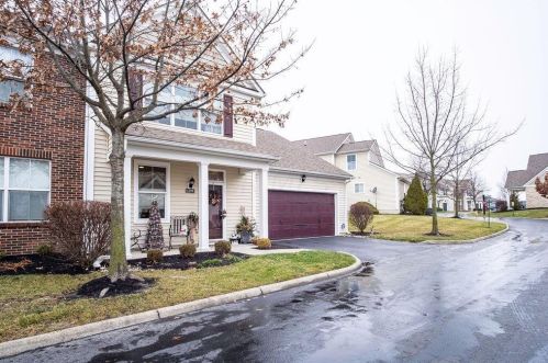 4299 Club Trail Ln, Darbydale, OH 43123-8151