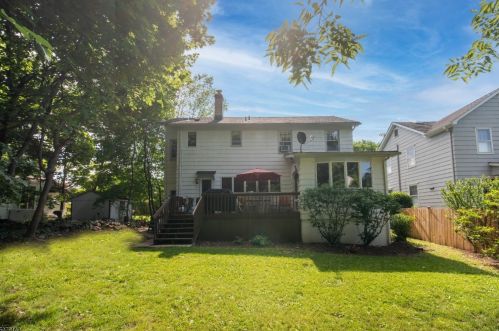 46 College Ave, Montclair, NJ 07043-1618