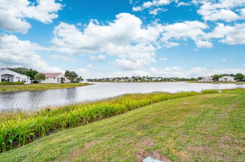 6810 Fiji Cir, Boynton Beach FL  33437-7022 exterior