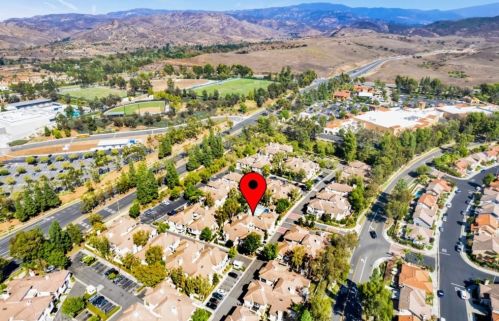 8215 White Oak Rdg, Orange, CA 92869-6573
