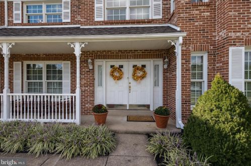 1246 Jarvis Ln, Lansdale PA 19446-6515 exterior