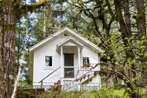 23173 Old Peak Rd, Philomath, OR 97370-9651