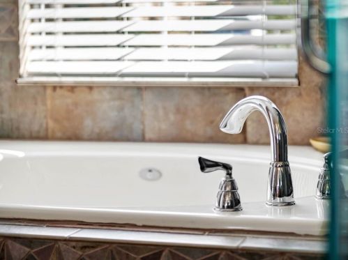 3730 Eagle Isle Cir, Kissimmee FL 34746-1908 exterior