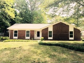 6309 Pineburr Rd, Charlotte, NC 28211-6207