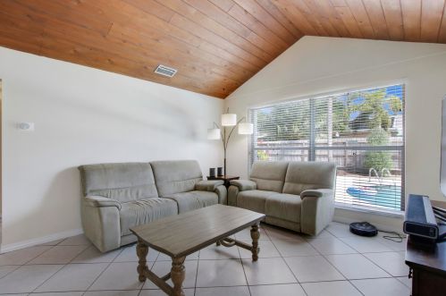 12149 Stratford St, West Palm Beach FL  33414-5663 exterior