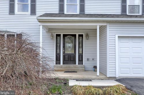 70 Acomo Dr, Siddonsburg PA  17019-9782 exterior