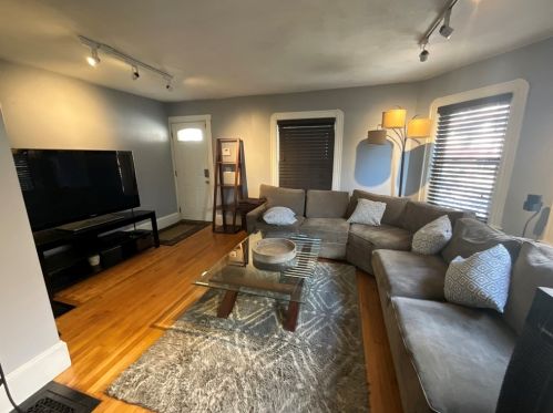 30 Richardson Ave, Wakefield, MA 01880-2913