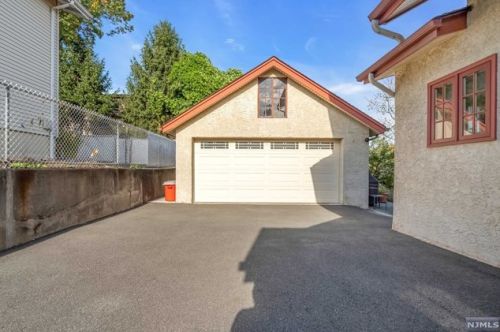 243 Morningside Ave, Cliffside Park NJ  07010-1406 exterior