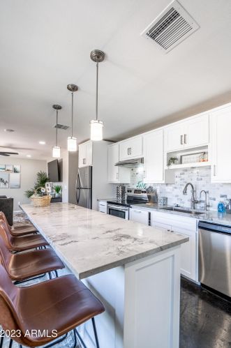 4531 Emile Zola Ave, Phoenix AZ  85032-6416 exterior