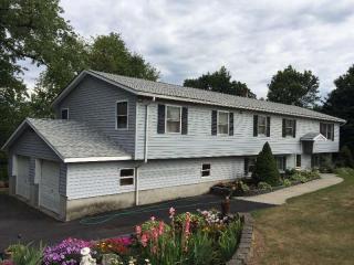 242 Freetown Hwy, Wallkill, NY 12589-4204