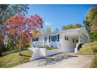 1209 Ridgecrest Ave, Kingsport TN  37660-6102 exterior
