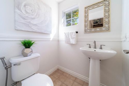 5138 Newington Ct, Pleasanton CA  94568-7845 exterior