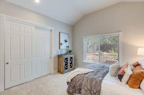 21461 Saratoga Hills Rd, Saratoga CA  95070-5377 exterior