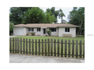 21 Lake Dr, De Bary, FL 32713-2801