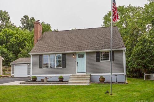 127 Windham Rd, Bristol, CT 06010-2764