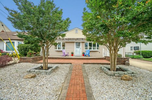 411 Richard Ave, Point Pleasant Beach NJ  08742-2646 exterior