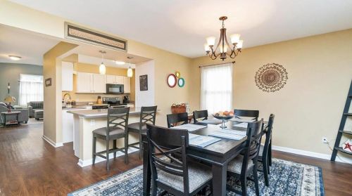 8041 Cross Creek Cir, Breinigsville PA  18031-1327 exterior