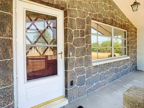 1012 Deal Ln, Tarpon Springs, FL 34691-5008