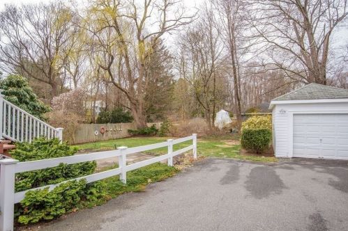 806 Humphrey St, Swampscott MA  01907-2340 exterior