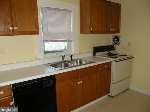 238 Loudoun St, Leesburg VA  20175-2719 exterior