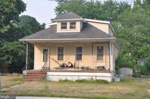 108 Shreve Ave, Barrington, NJ 08007-1507