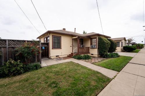 3485 Myrtle Ave, San Diego CA  92104-3828 exterior