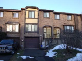 3476 Coventry Pl, Southampton, PA 18966-2903
