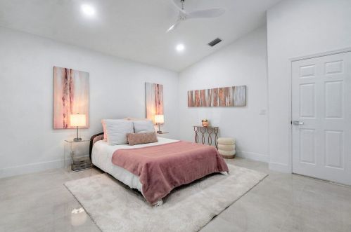 4400 Sherwood Forest Dr, Delray Beach FL  33445-3882 exterior