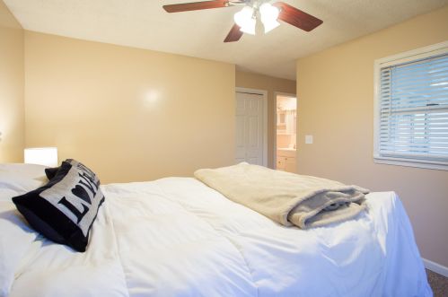 10328 Sunset Dr, Florence KY  41042-3348 exterior