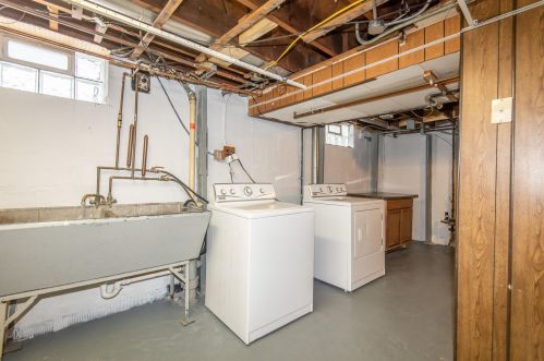 820 91st St, Milwaukee WI  53214-2845 exterior