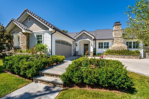 5461 Las Lomas St, Long Beach CA  90815-4138 exterior