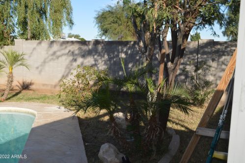6950 Montebello Ave, Glendale, AZ 85303-4815