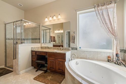 618 Emma Loop, Austin TX 78737-1457 exterior