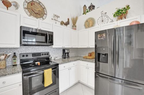 11646 Privado Way, Boynton Beach FL  33437-1924 exterior