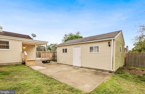 237 Grand Ave, Blenheim NJ  08012-3843 exterior