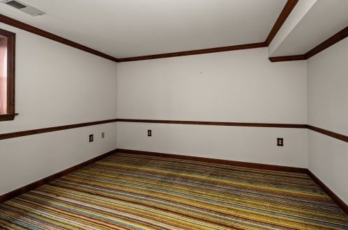 2387 Fairhill Rd, Sewickley PA  15143-9004 exterior