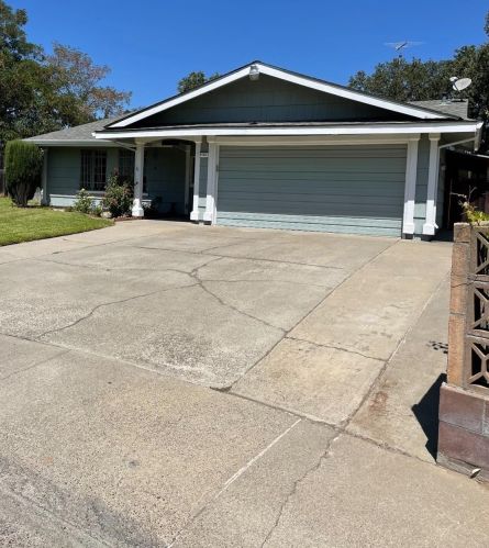 4133 Worthington Dr, North Highlands, CA 95660-2844