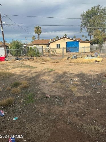 5026 Lamar Rd, Glendale AZ  85301-3411 exterior