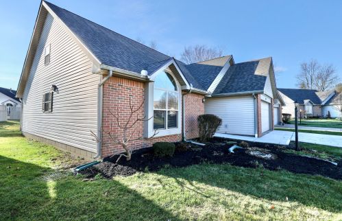 452 Woodside Pl, Bellefontaine, OH 43311-1597